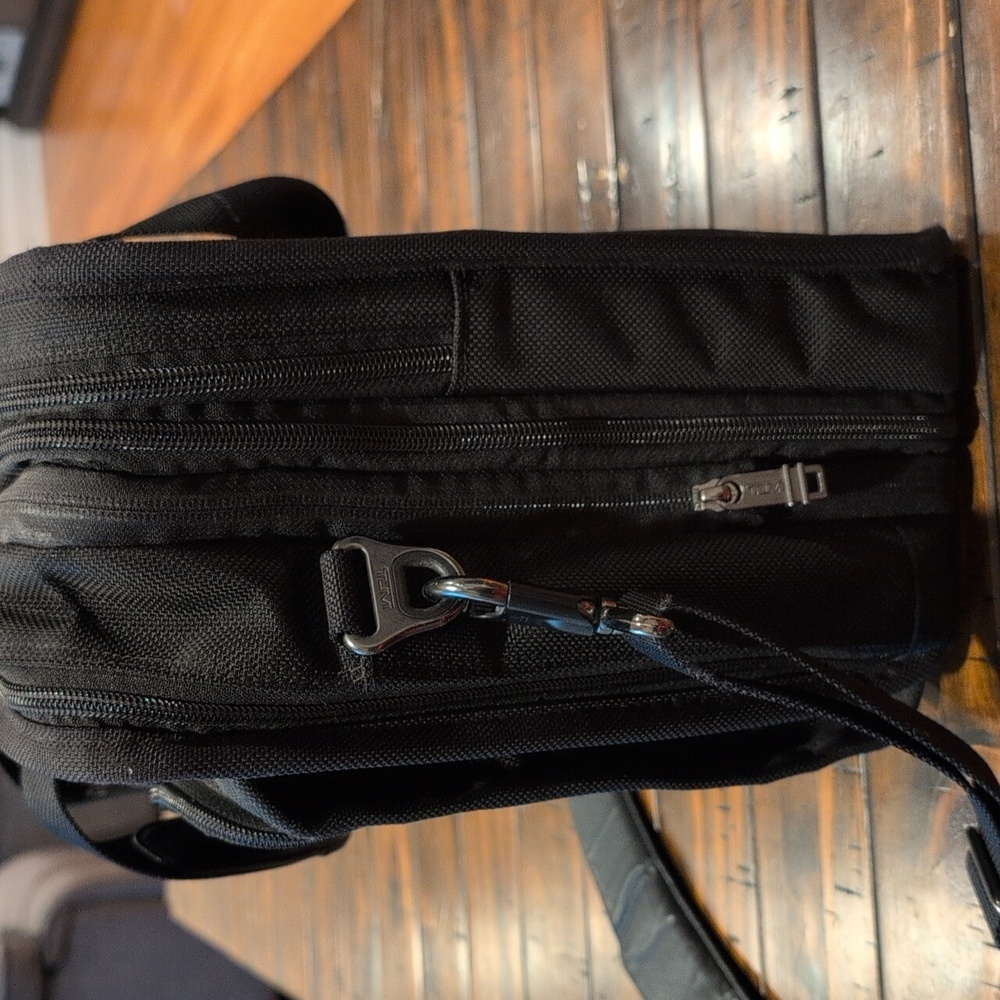 Tumi T-pass Expandable Laptop Briefcase Shoulder Crossbody - Picture 14 of 15